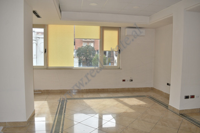 Office space for rent in Brigada VIII Street in Tirana.

Located on the 2nd floor of a new buildin